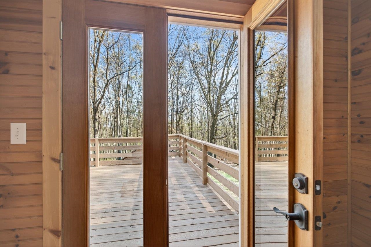 160 GALE LN