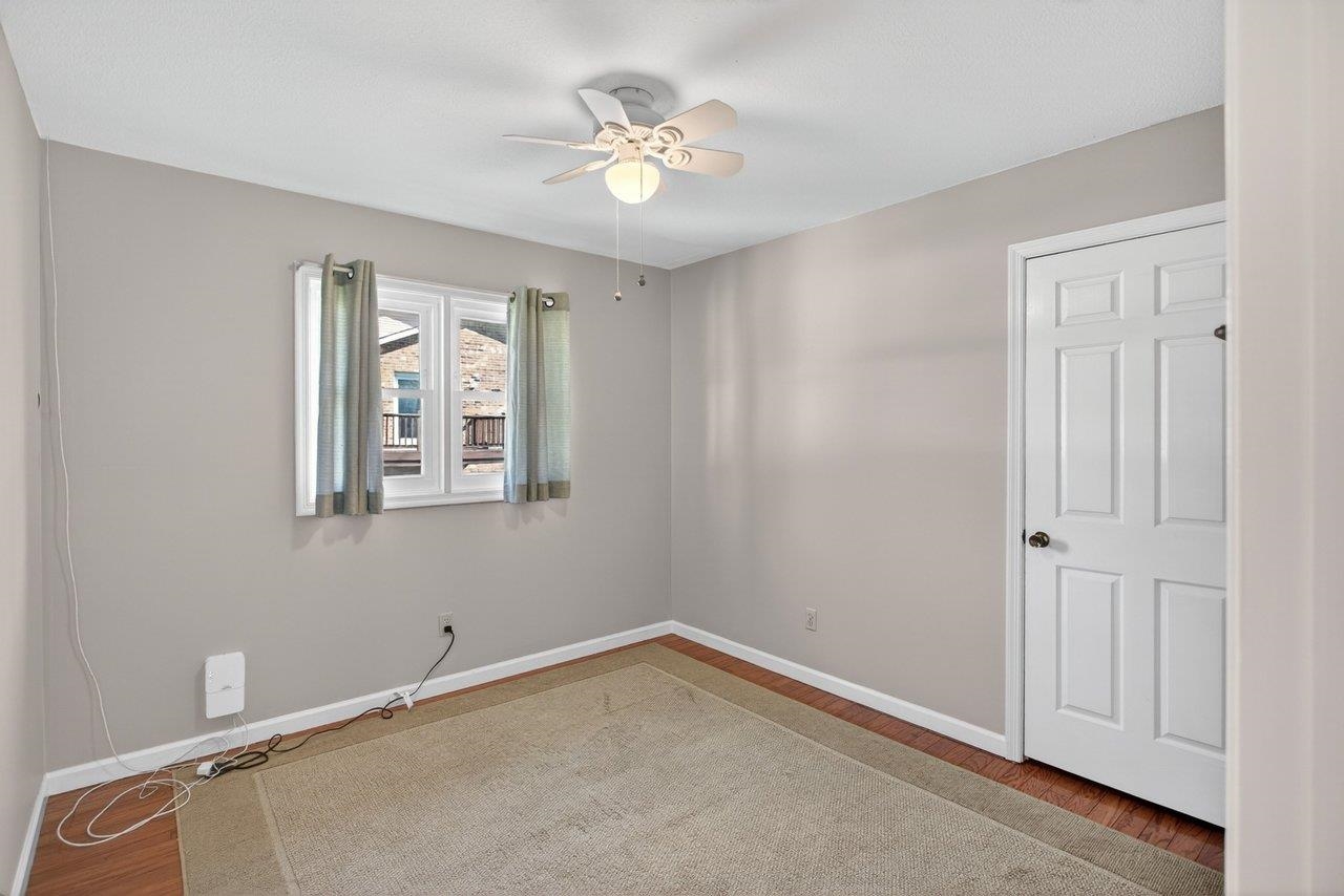 322 ERICKSON AVE