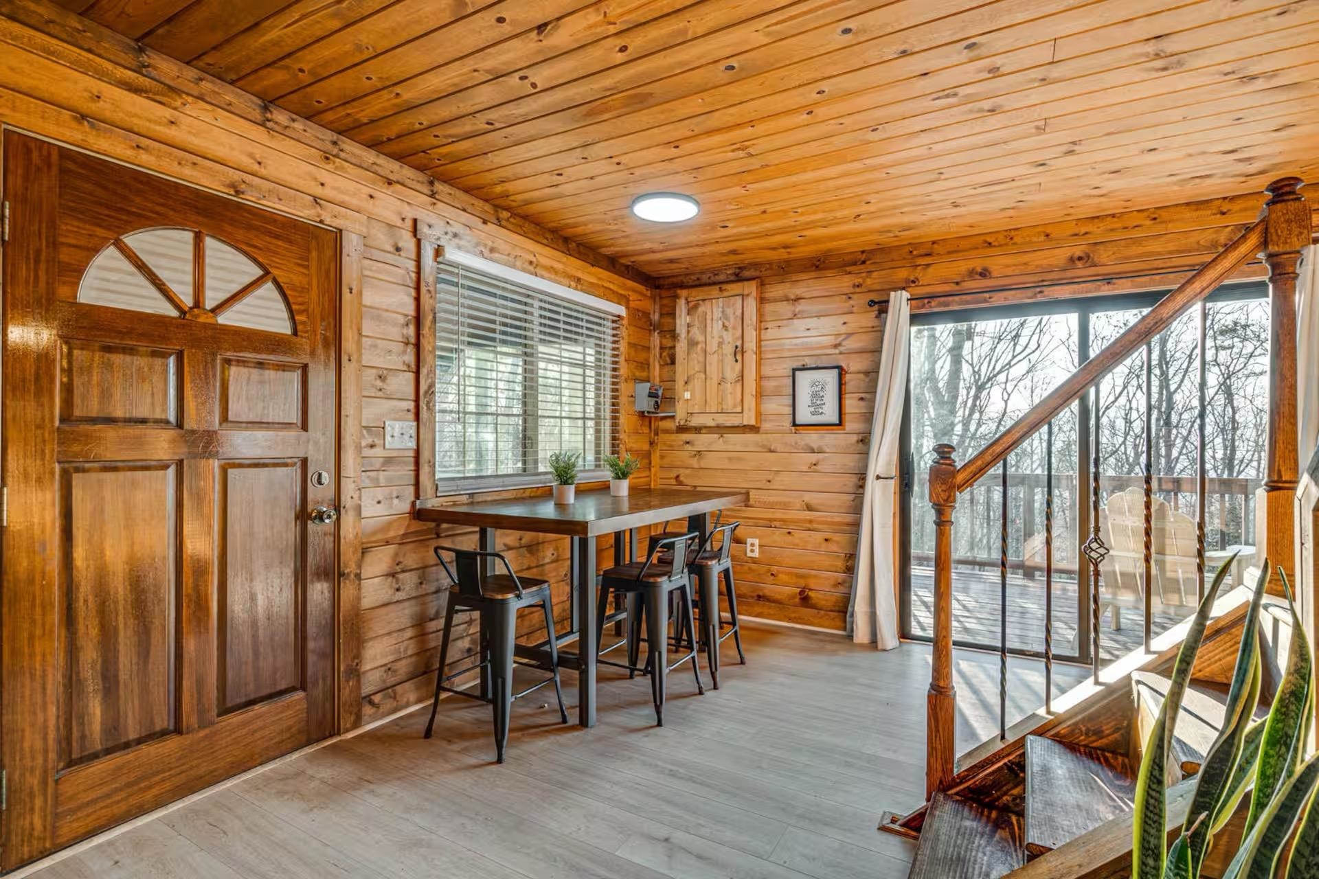 137 PARK VIEW DR