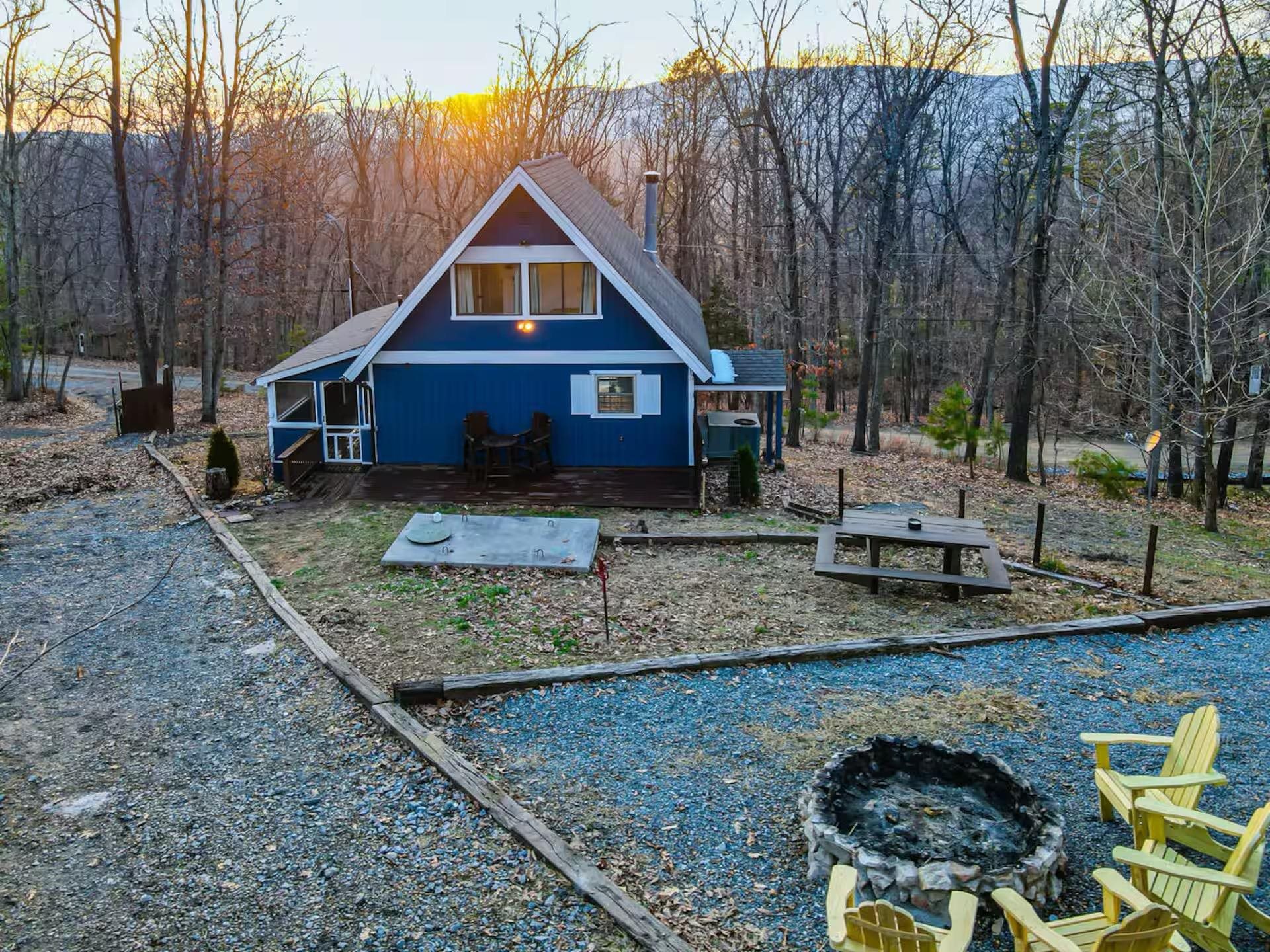 137 PARK VIEW DR