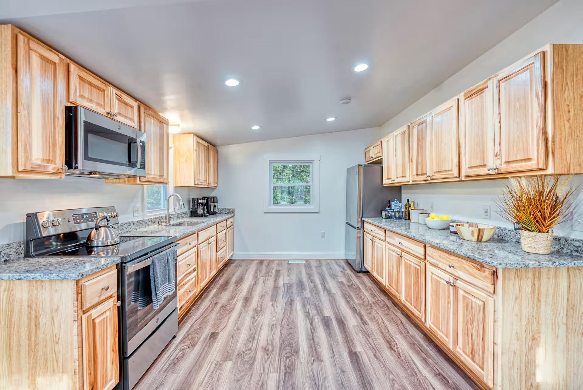 218 N VIEW DR