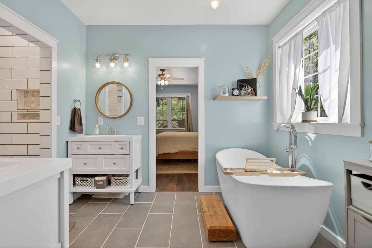5266 FOOTHILLS LN
