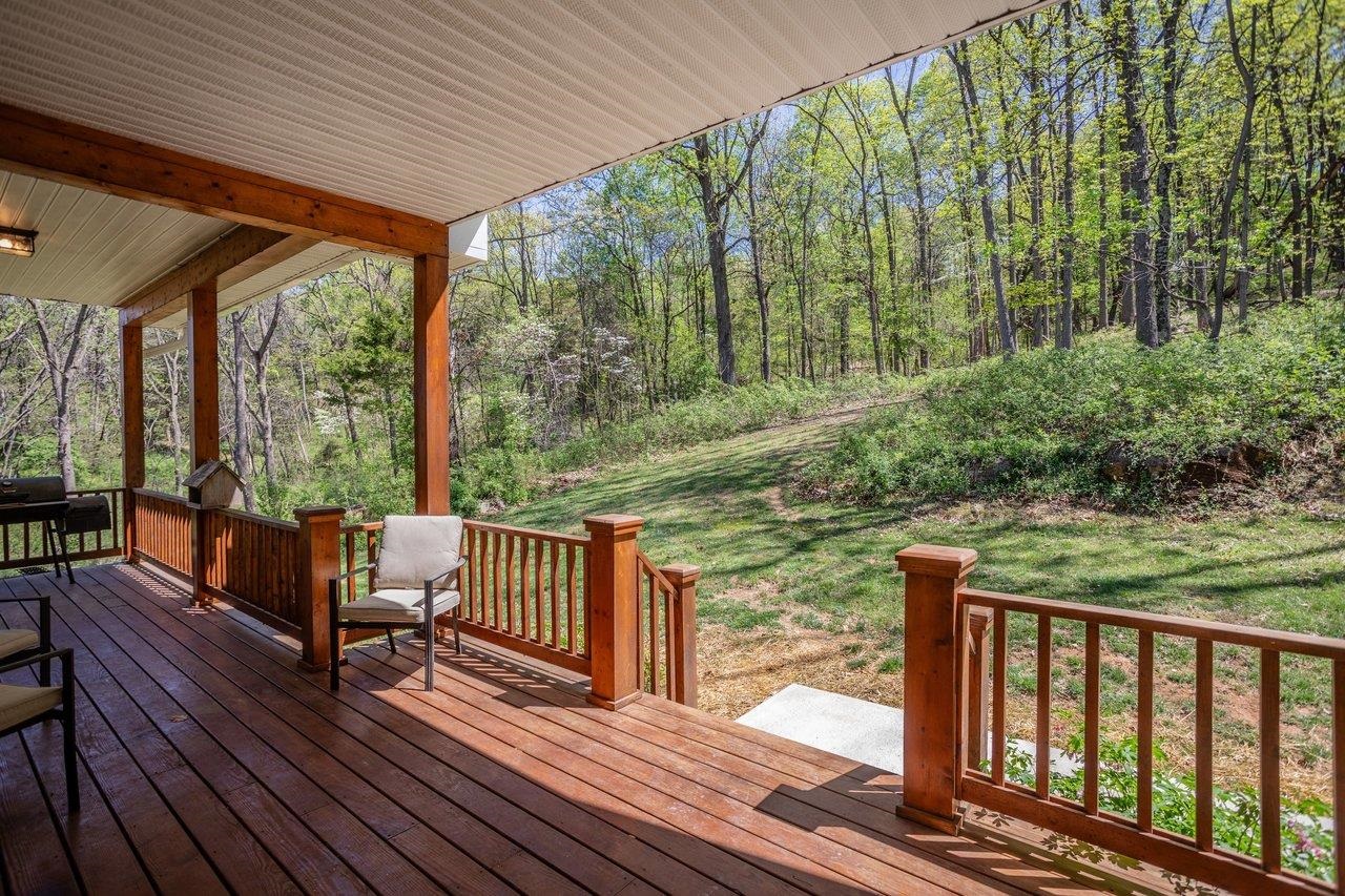 5266 FOOTHILLS LN