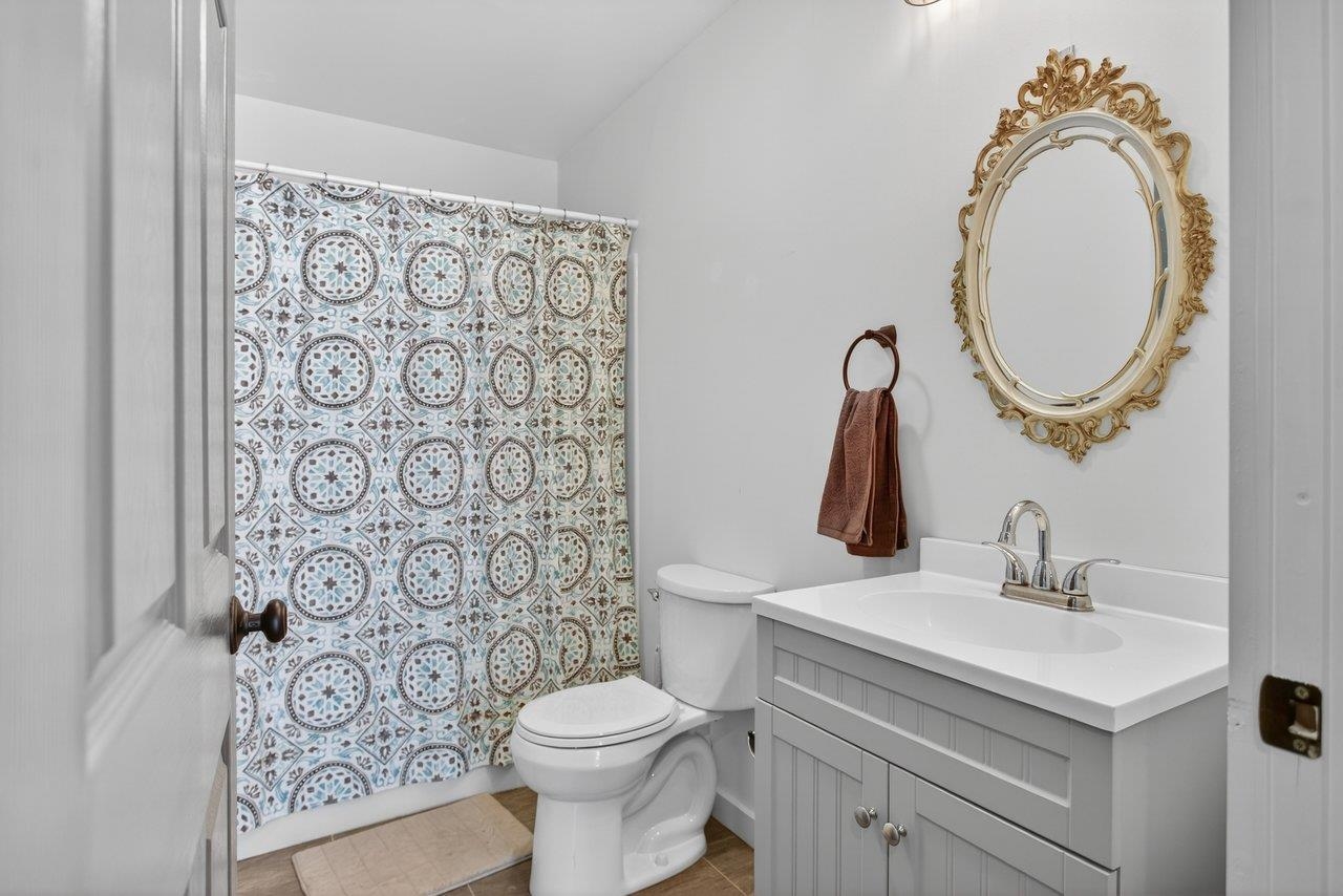 5266 FOOTHILLS LN