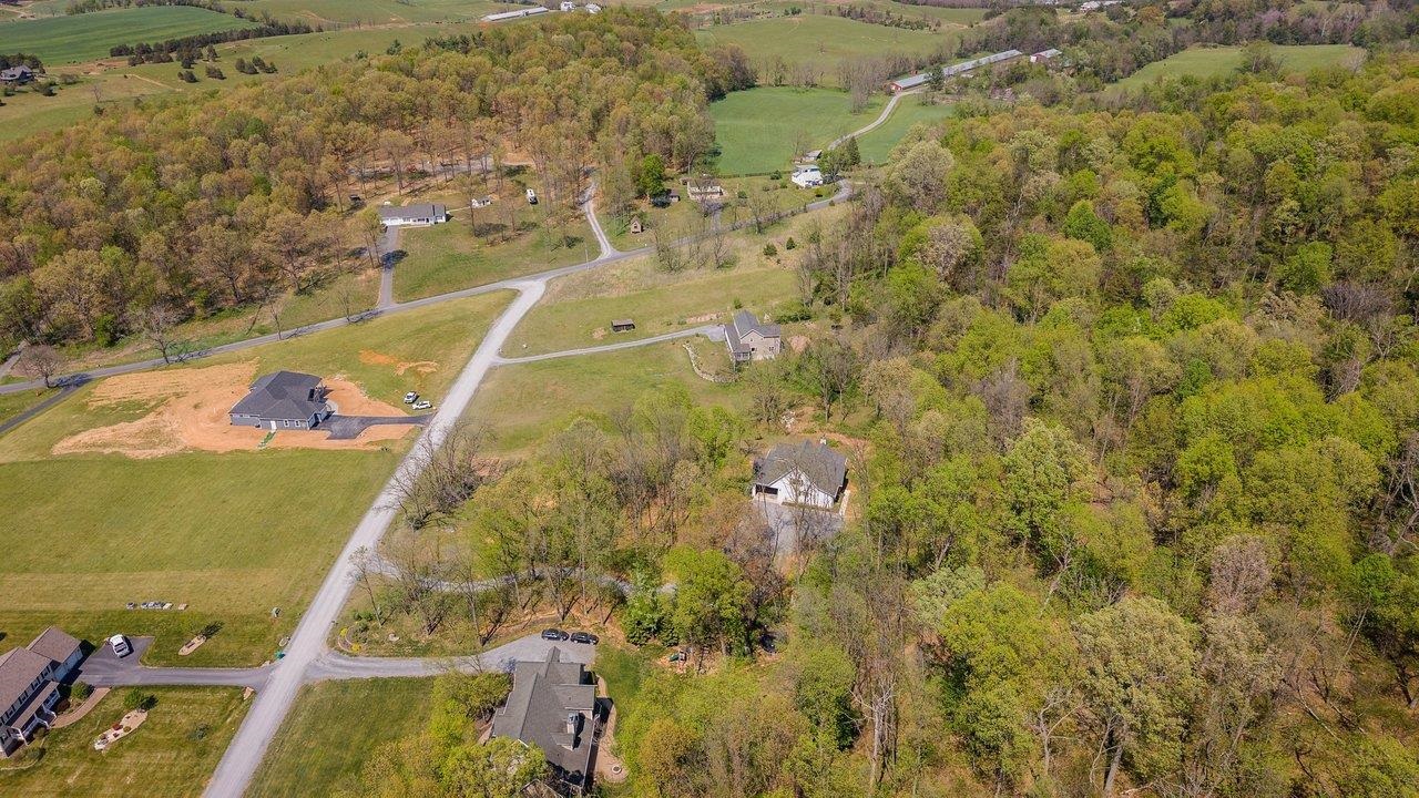 5266 FOOTHILLS LN