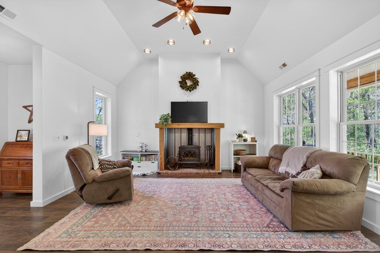 5266 FOOTHILLS LN