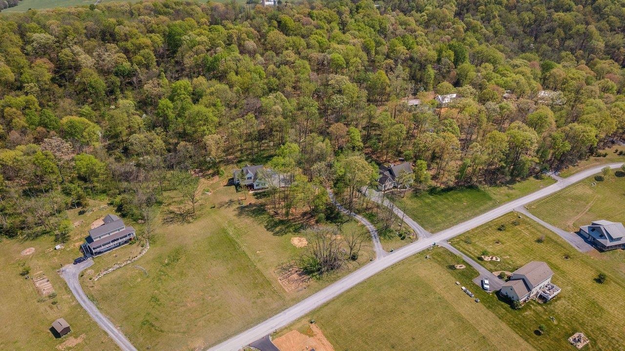 5266 FOOTHILLS LN