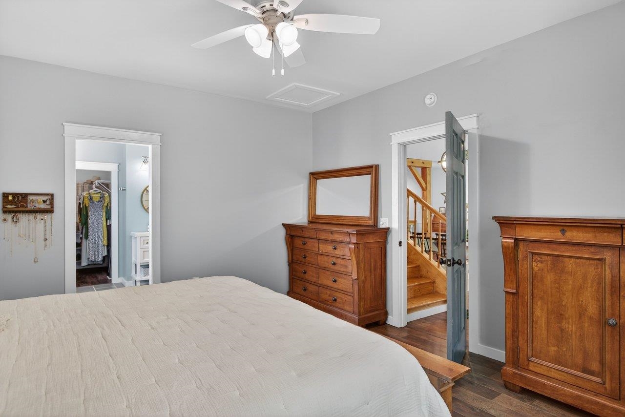 5266 FOOTHILLS LN