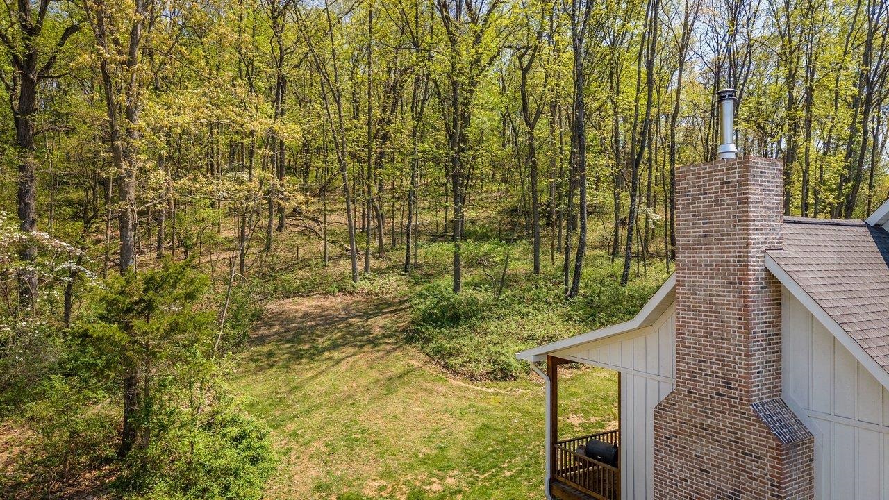 5266 FOOTHILLS LN