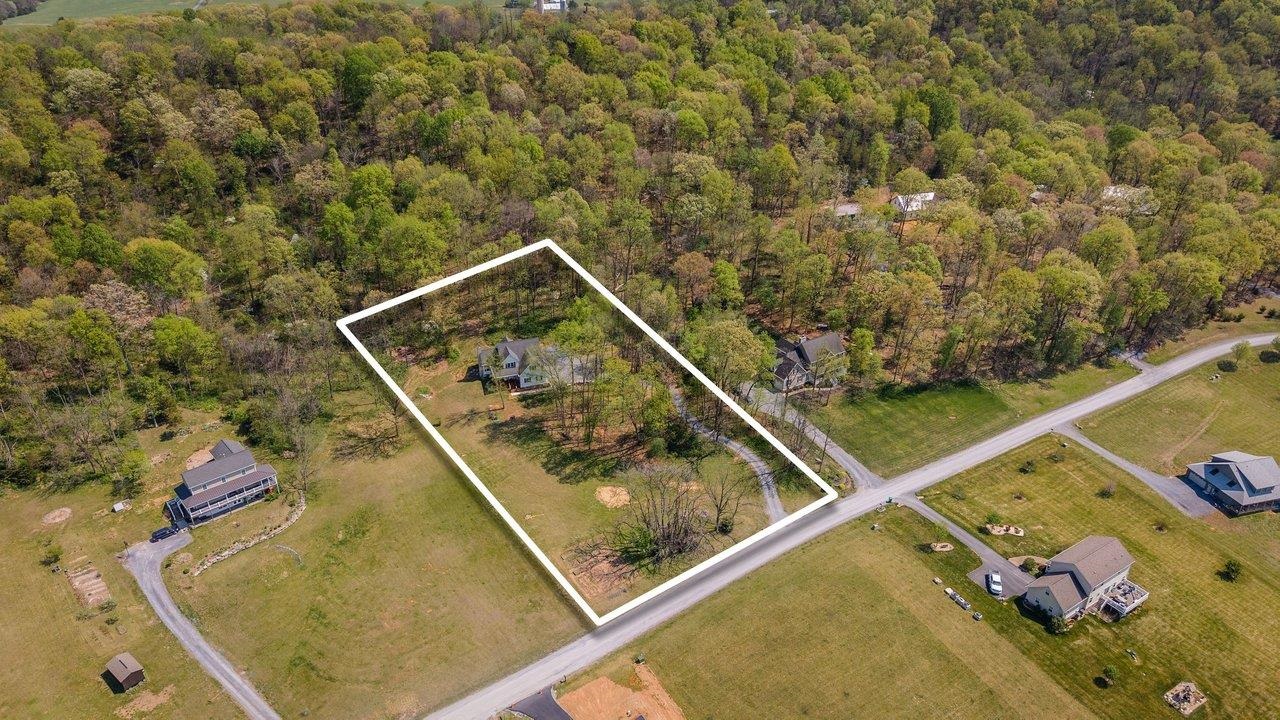 5266 FOOTHILLS LN