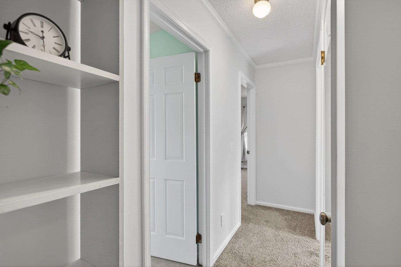 25 EMERY ST