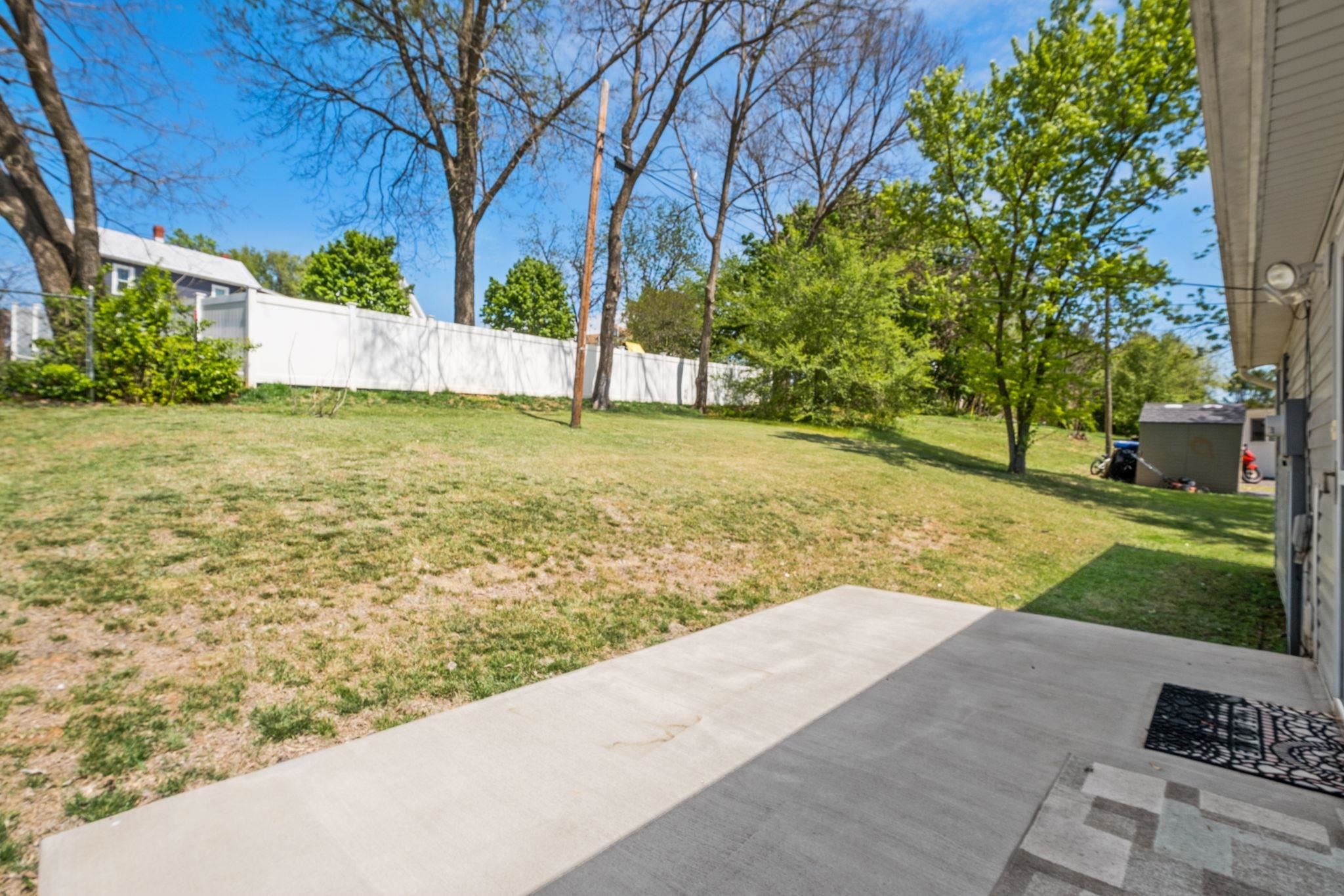 161 E RIVERSIDE DR