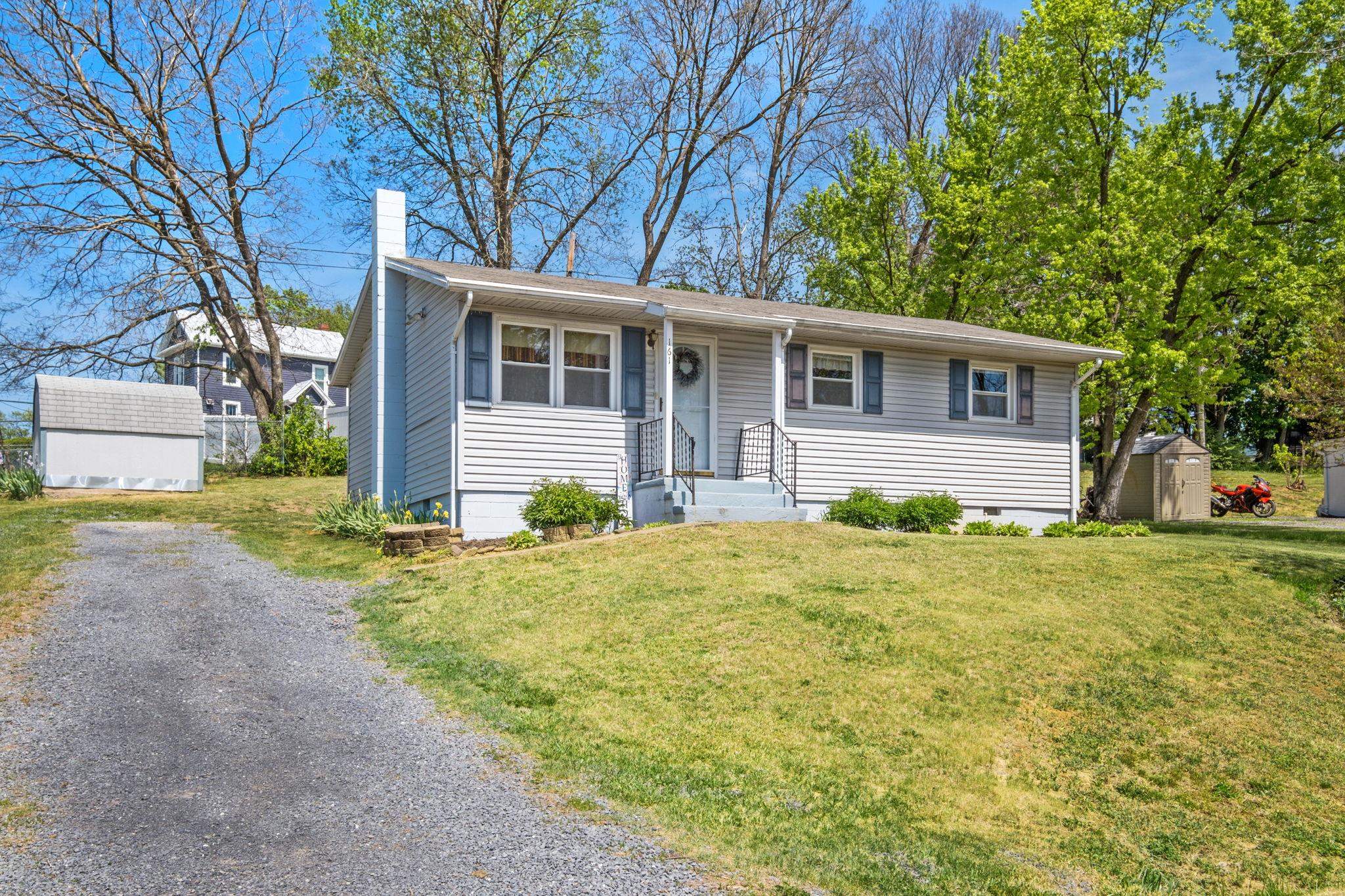 161 E RIVERSIDE DR