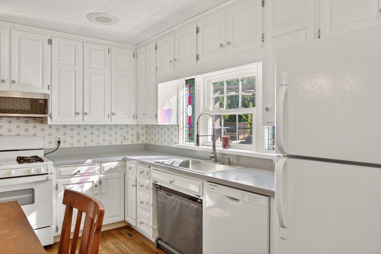 127 VALLEY VIEW AVE