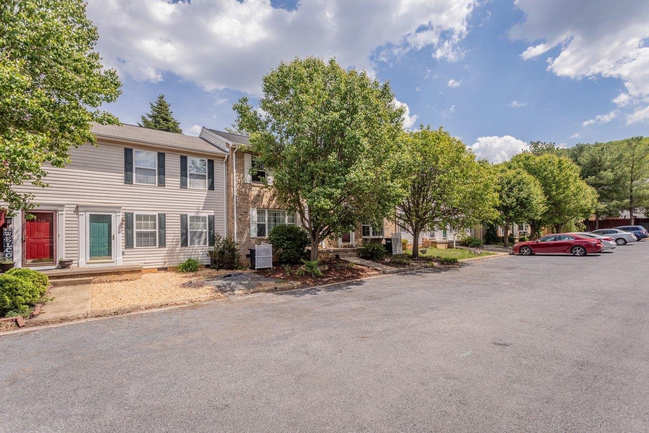 2312 BRECKENRIDGE CT