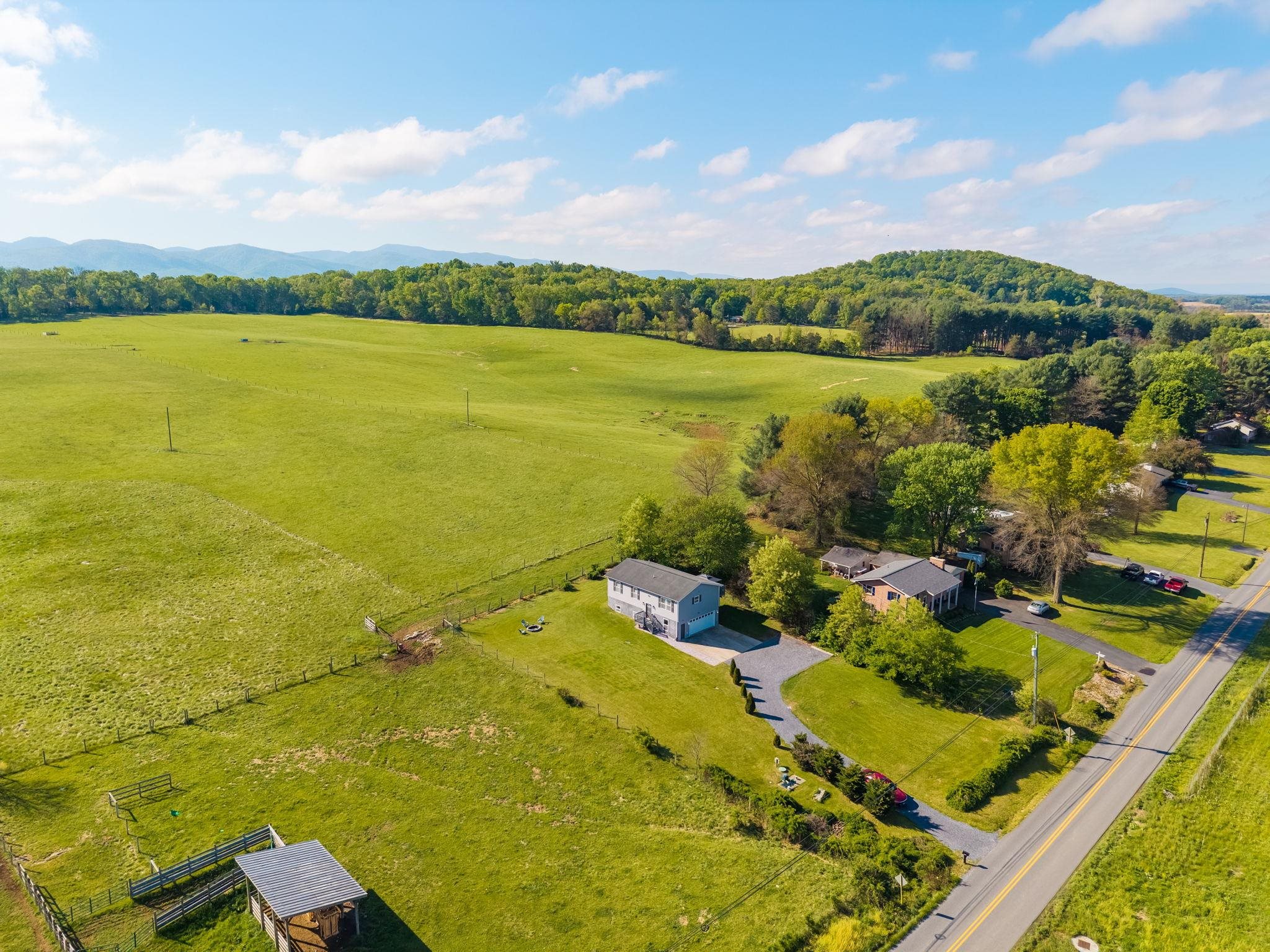3751 PINEVILLE RD