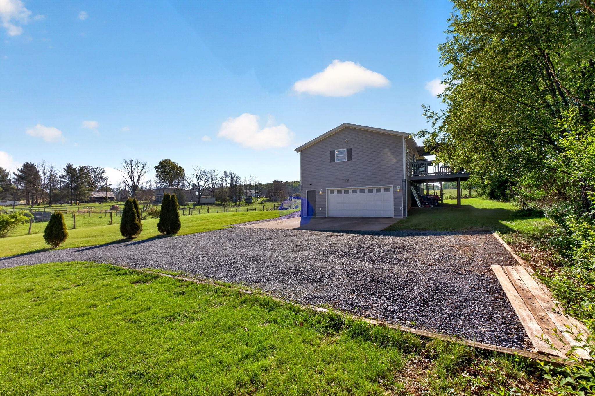 3751 PINEVILLE RD