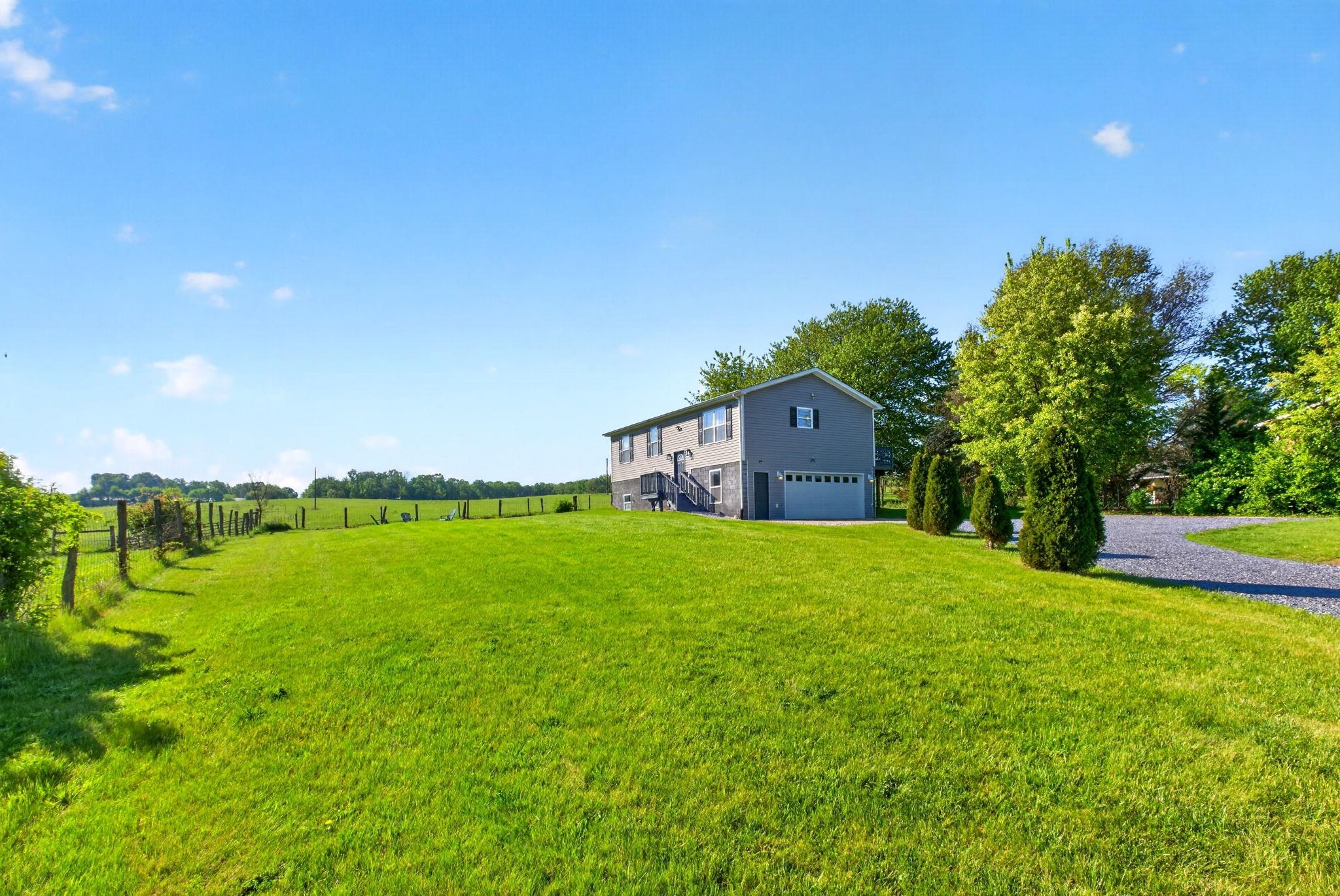 3751 PINEVILLE RD