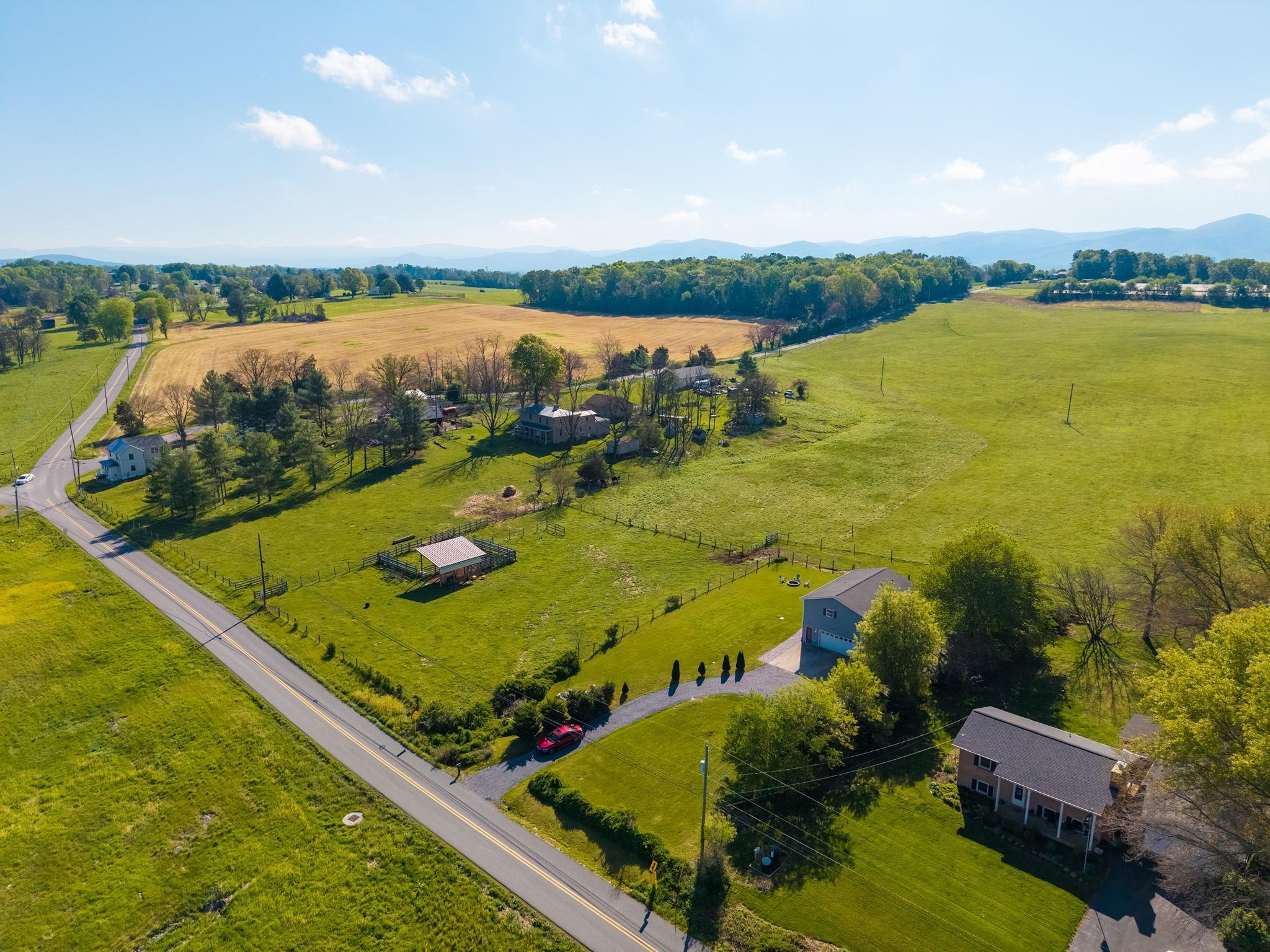 3751 PINEVILLE RD