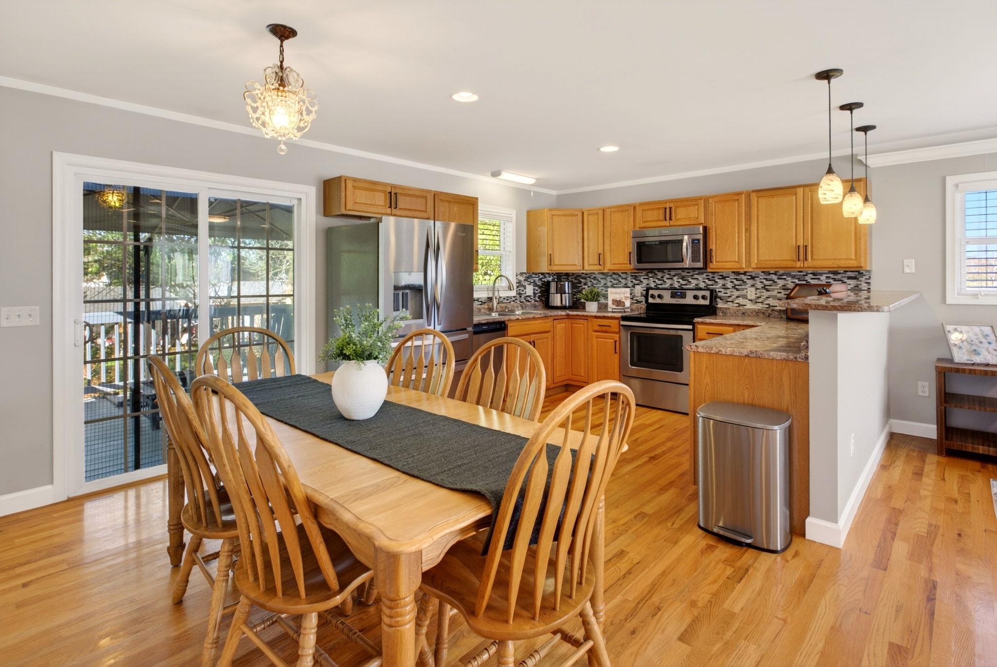 3751 PINEVILLE RD