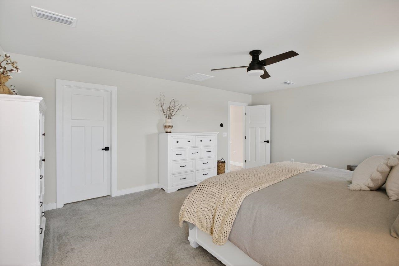 2750 RIDGE HAVEN DR