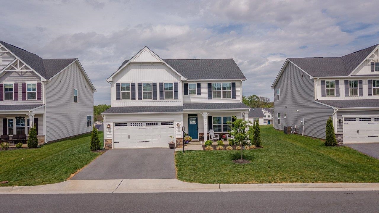 2750 RIDGE HAVEN DR