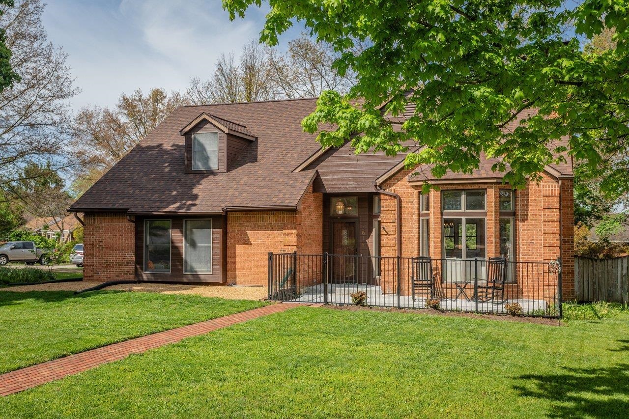 3615 NUTMEG CT