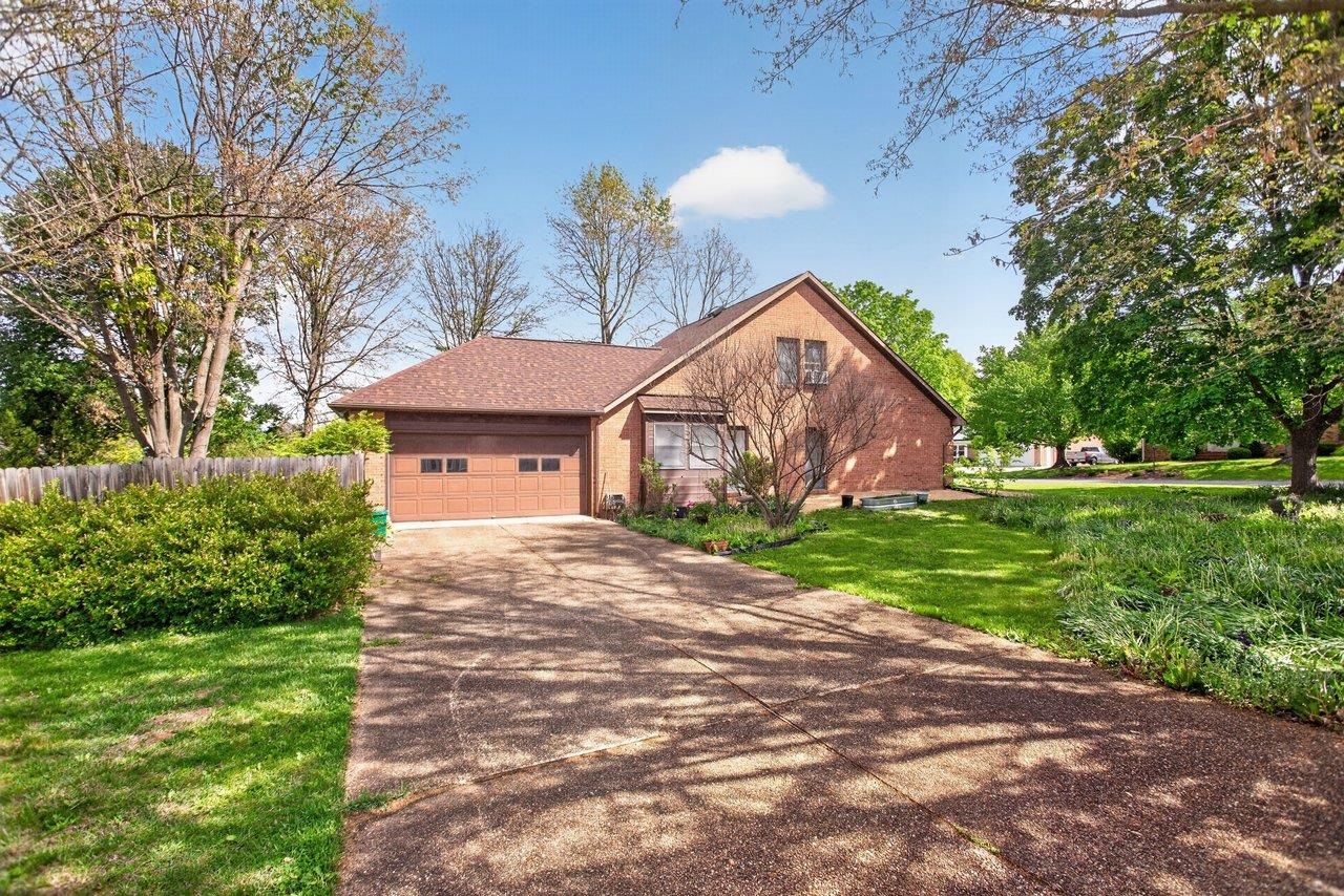 3615 NUTMEG CT