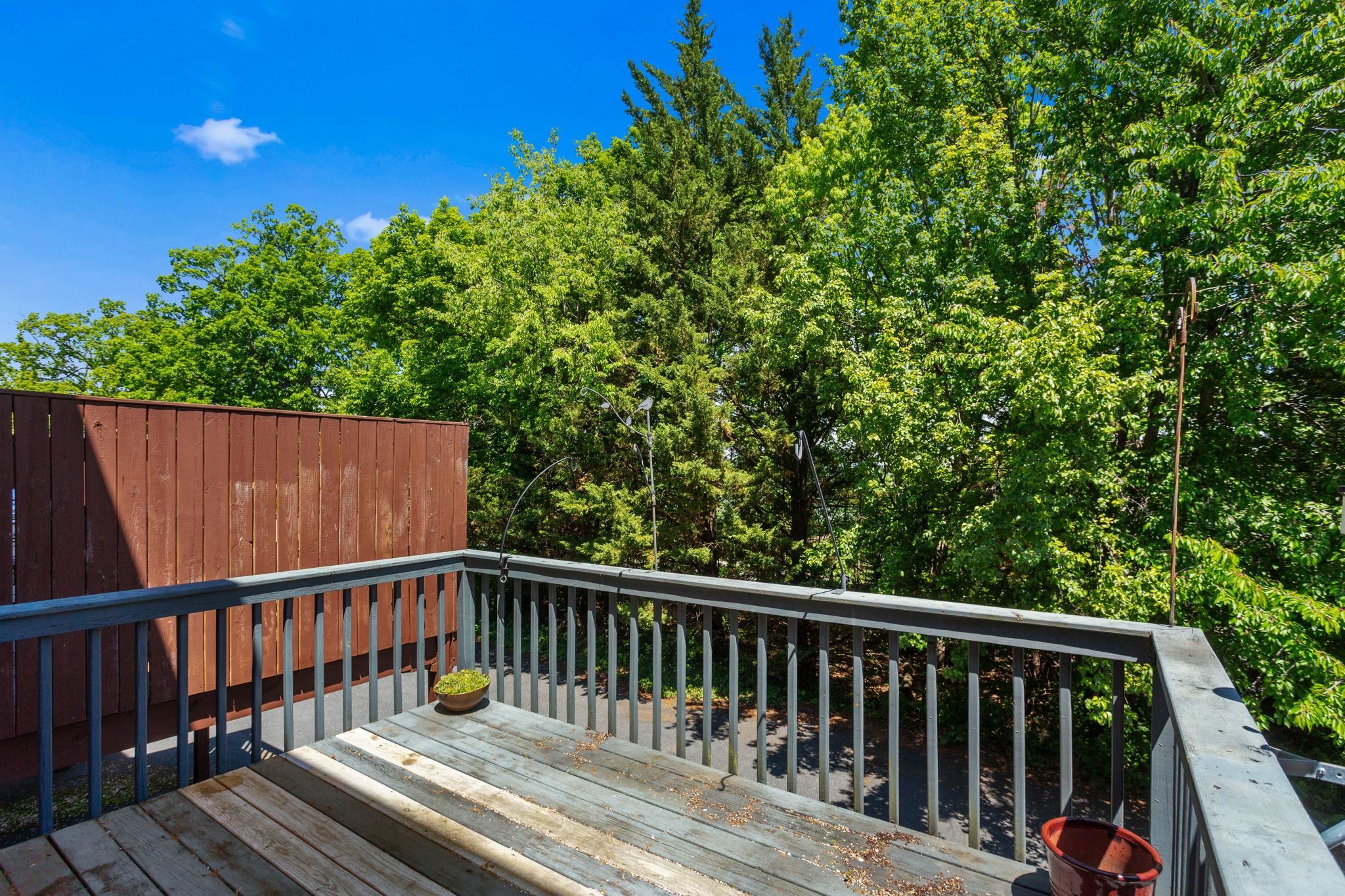 187 EMERALD DR