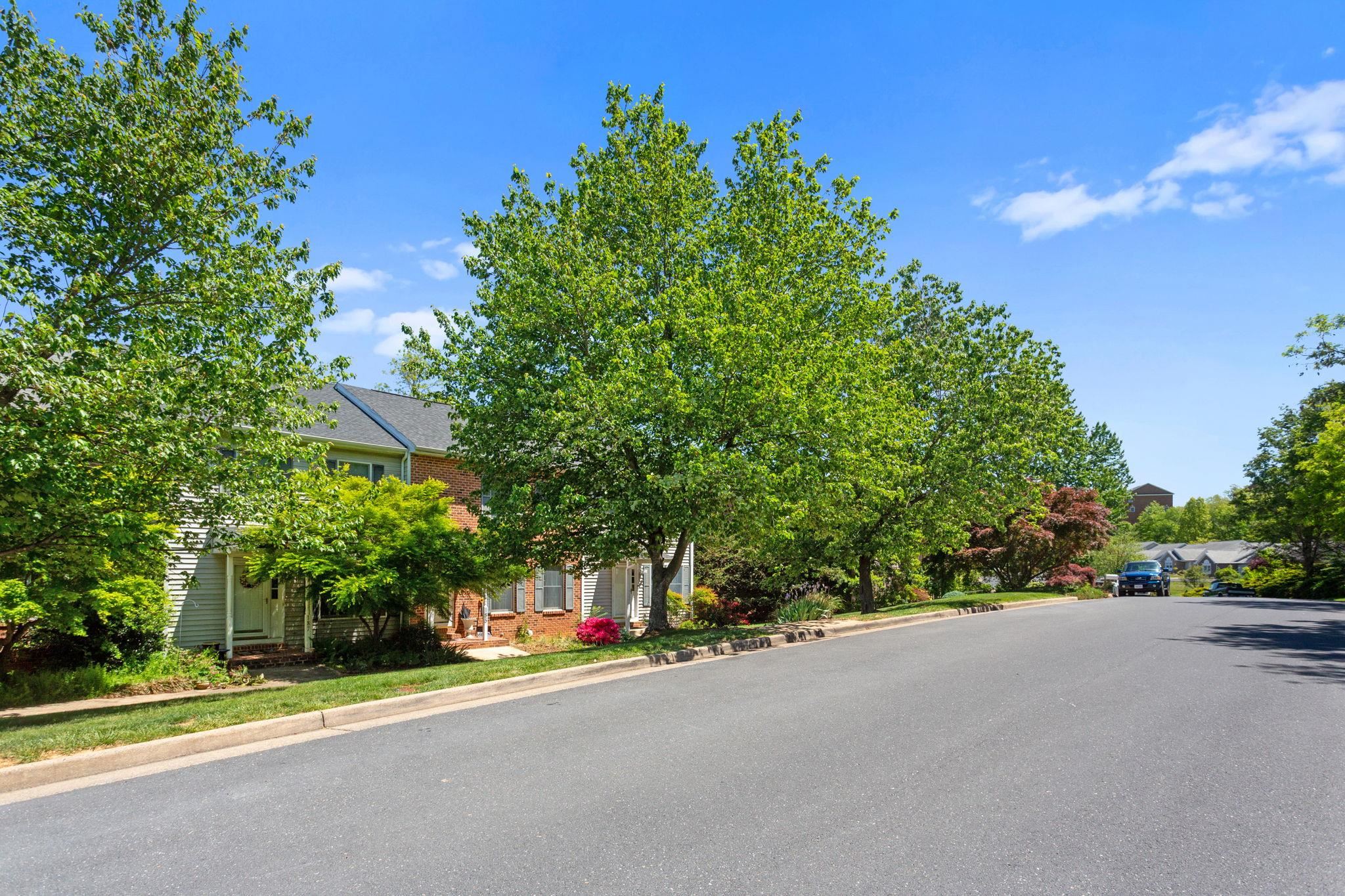 187 EMERALD DR