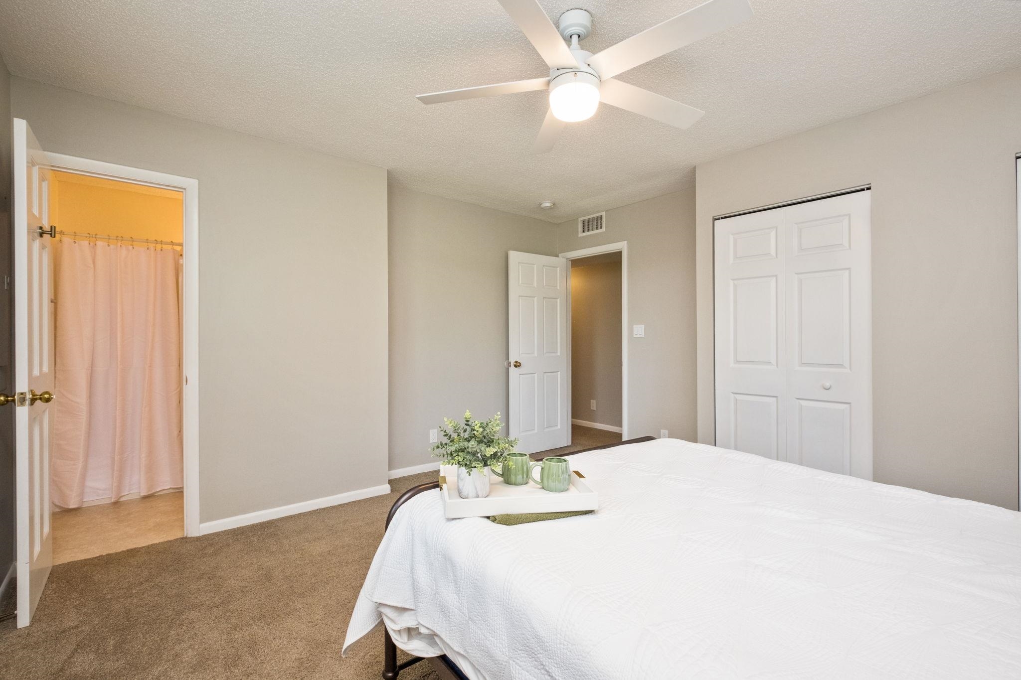 5530 GLADE VIEW DR