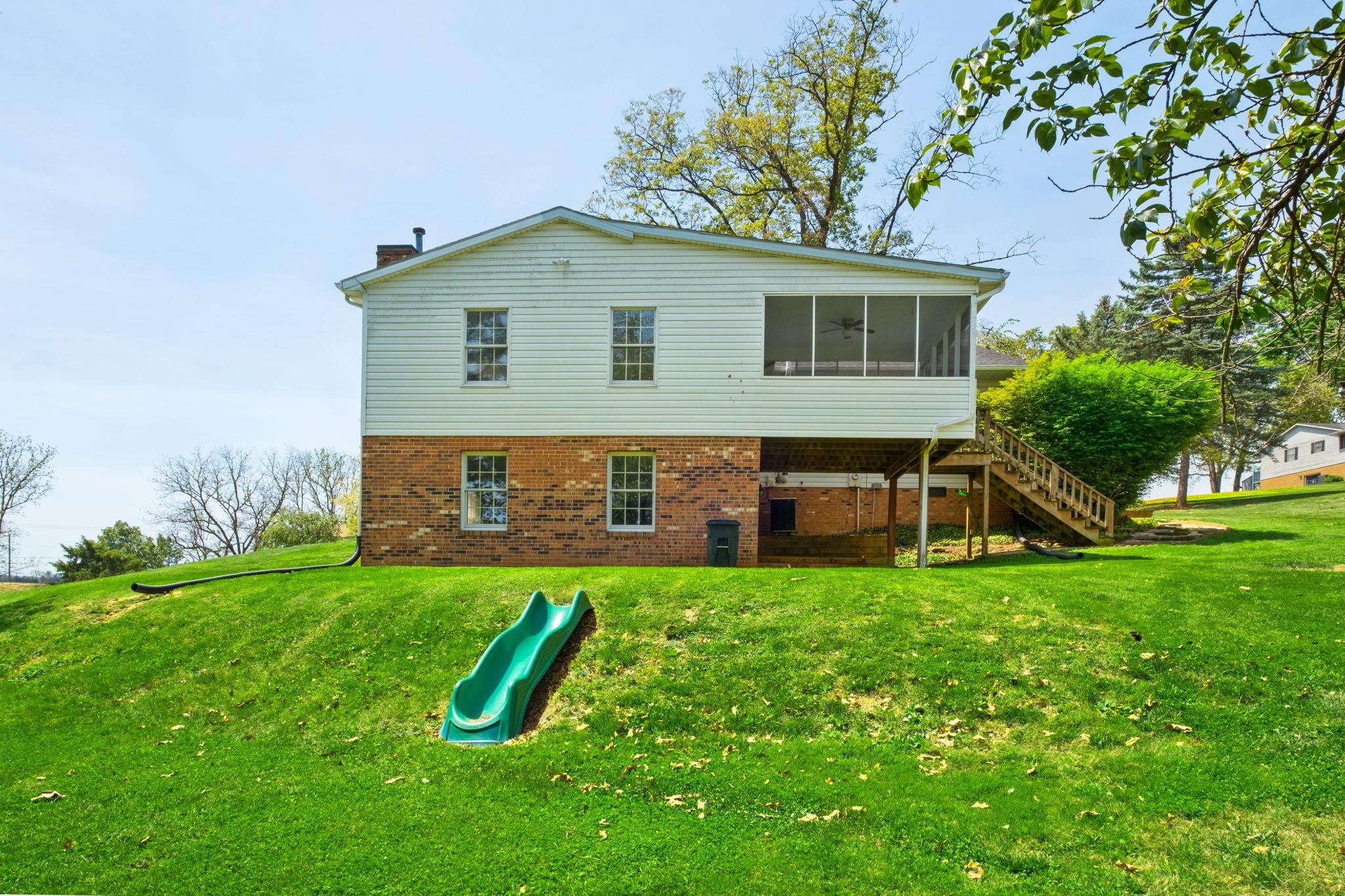 5530 GLADE VIEW DR