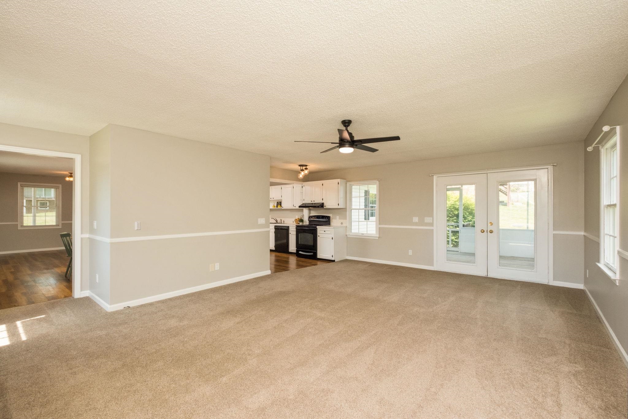 5530 GLADE VIEW DR