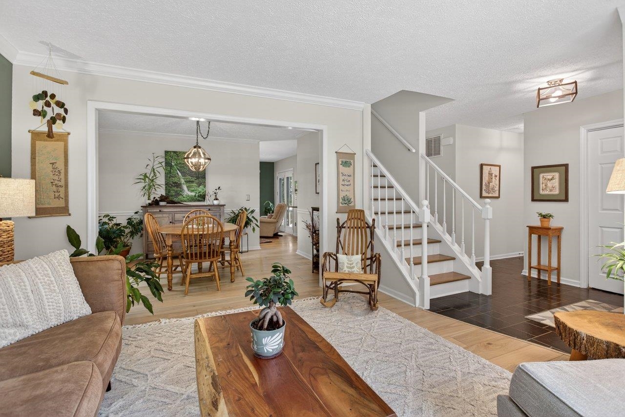626 SUNRISE AVE