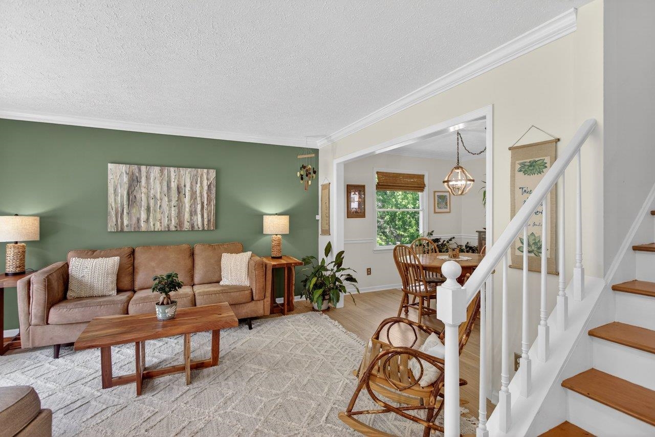626 SUNRISE AVE