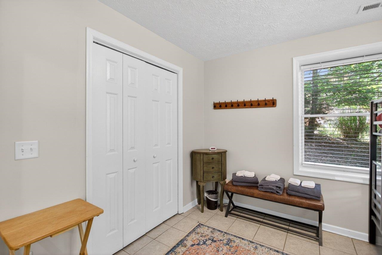 5109 TREVINO DR