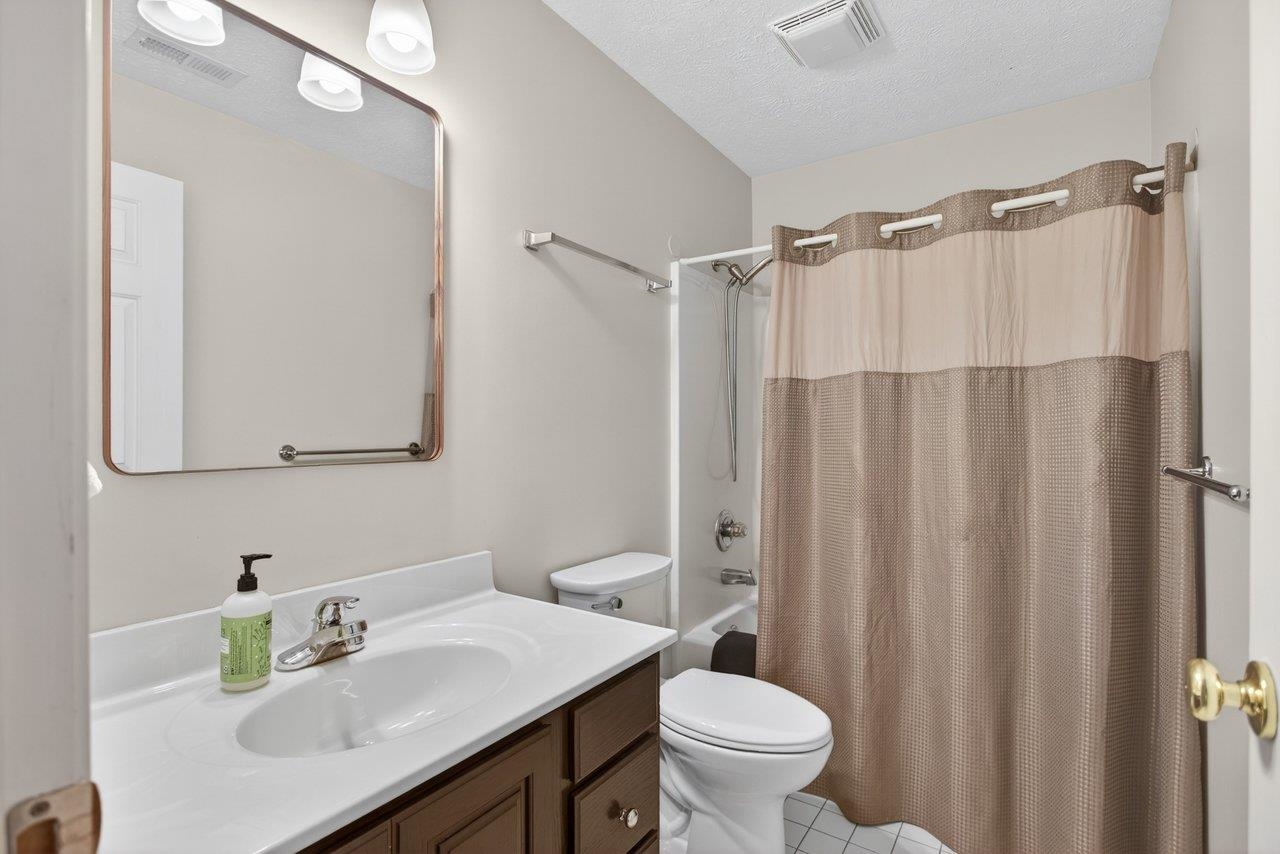 5109 TREVINO DR