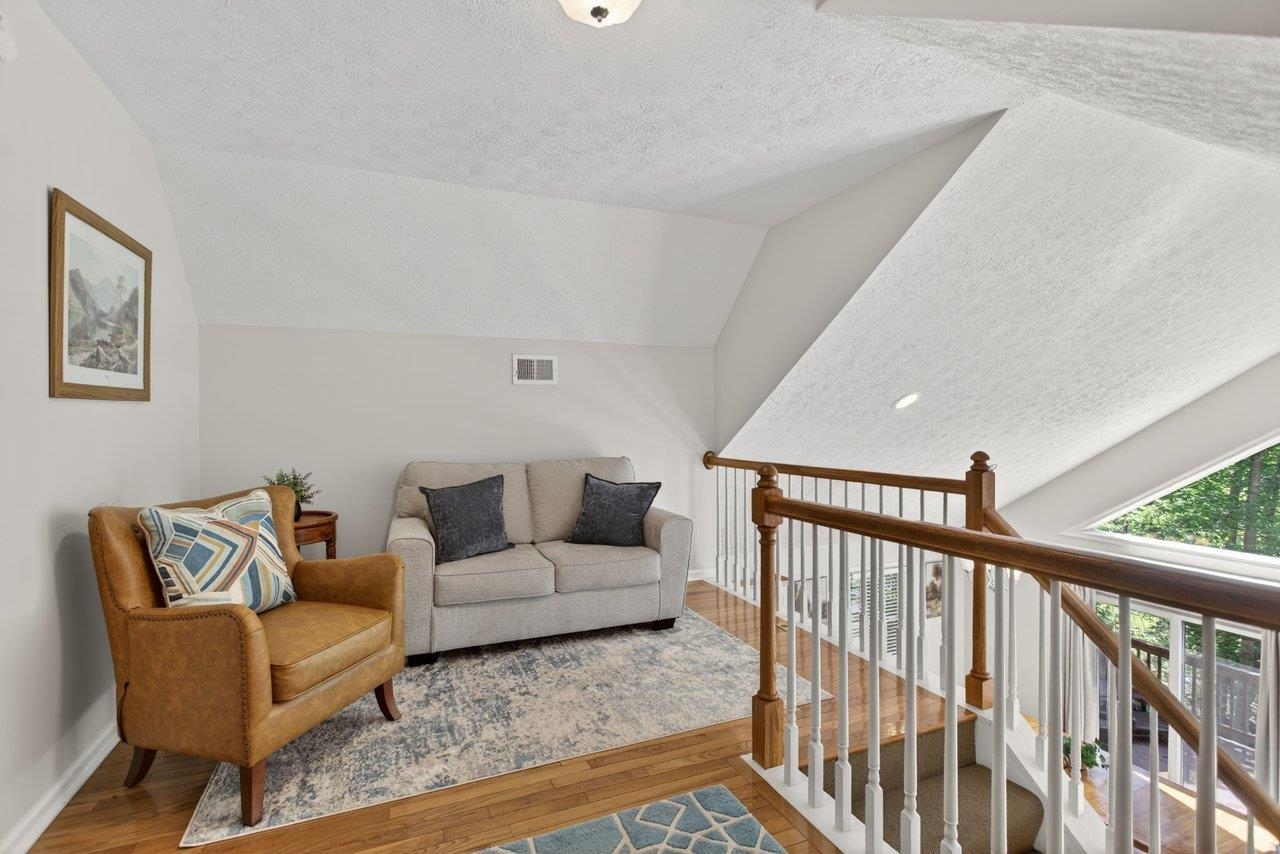 5109 TREVINO DR