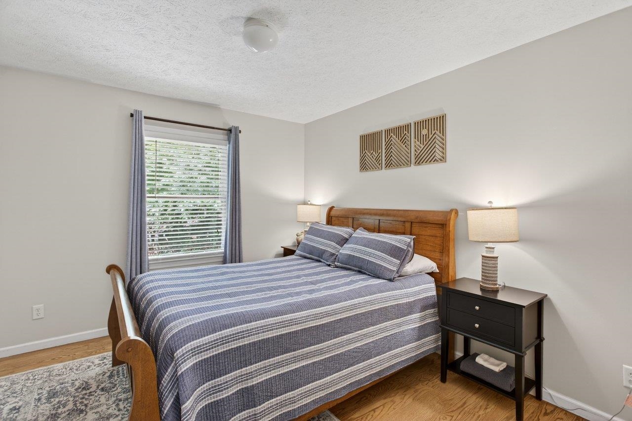 5109 TREVINO DR
