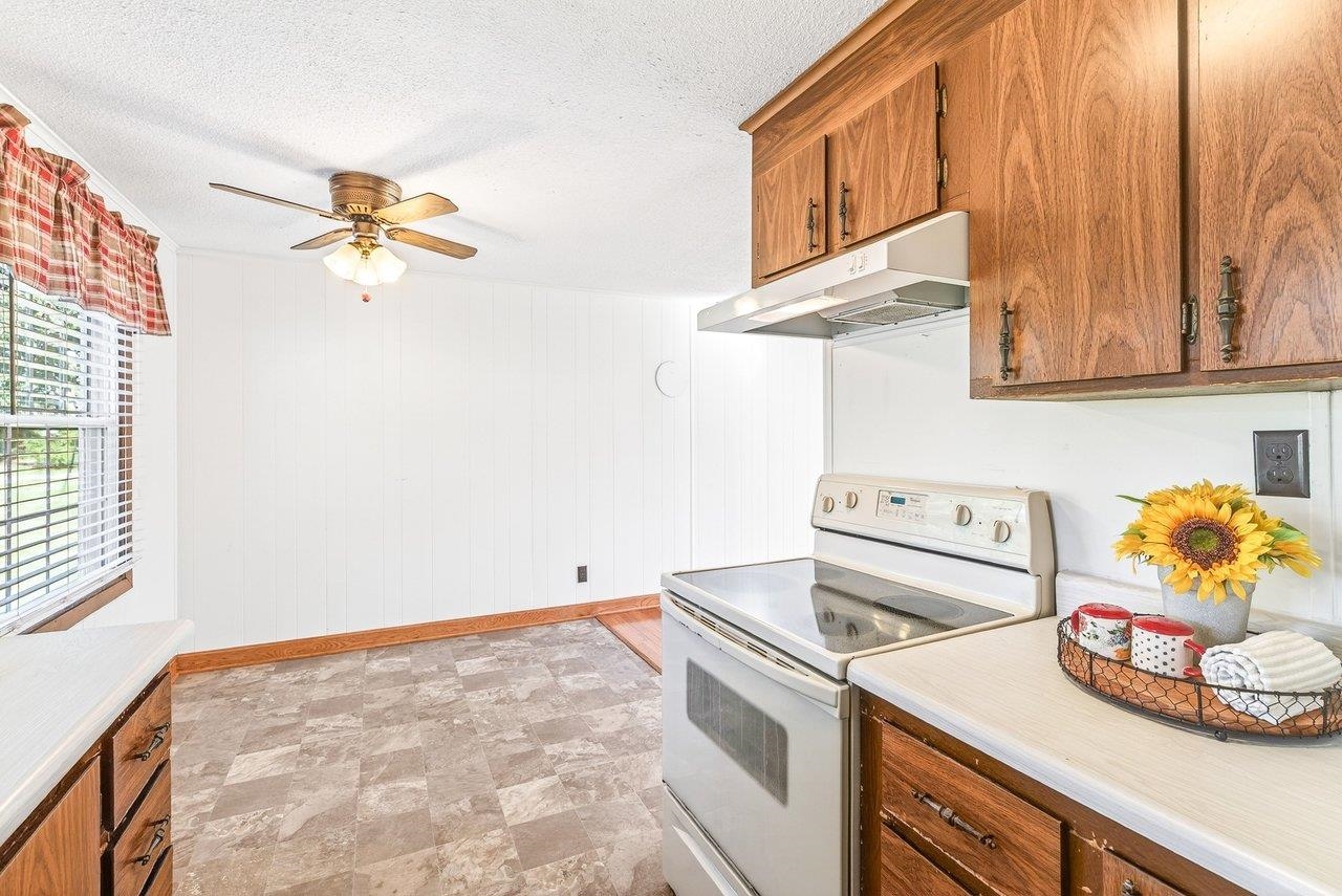 6599 AZALEA DR