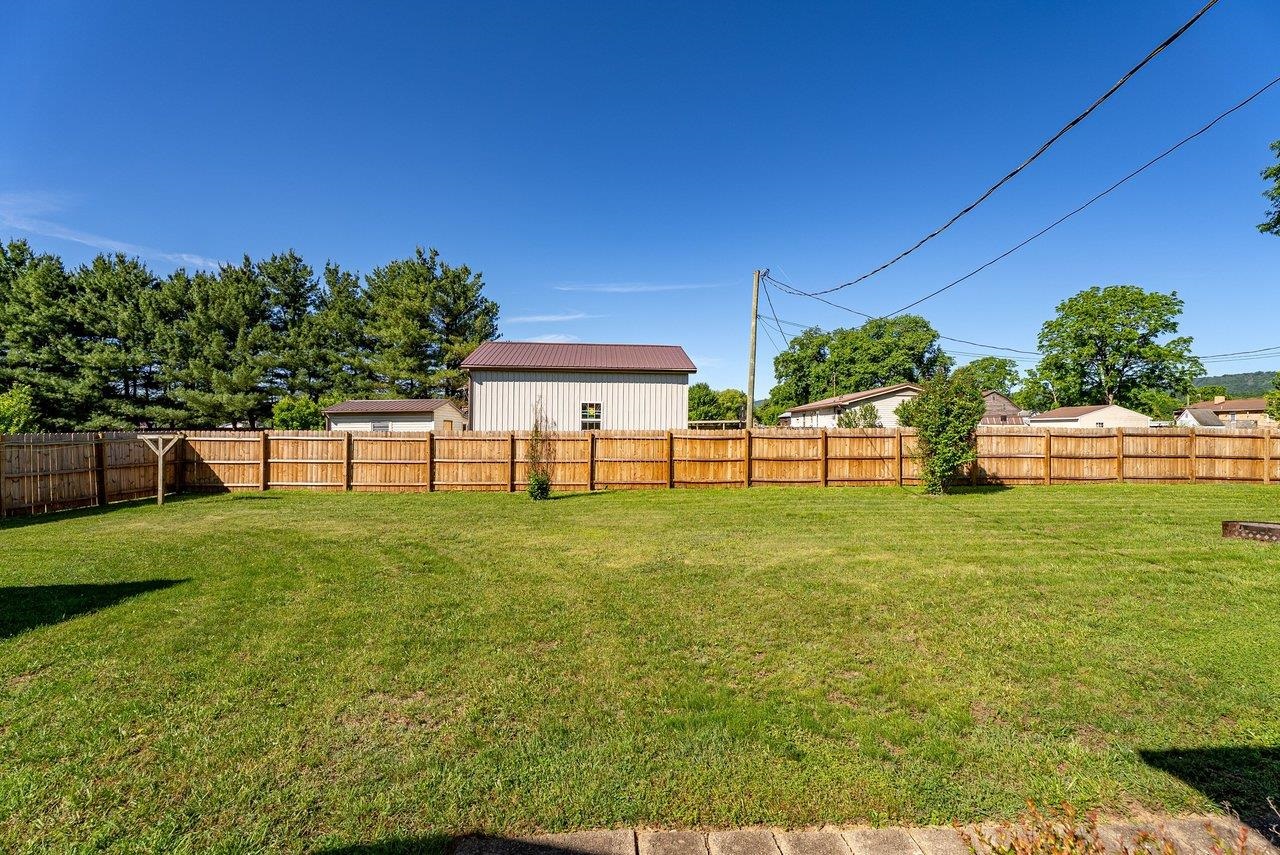 6599 AZALEA DR