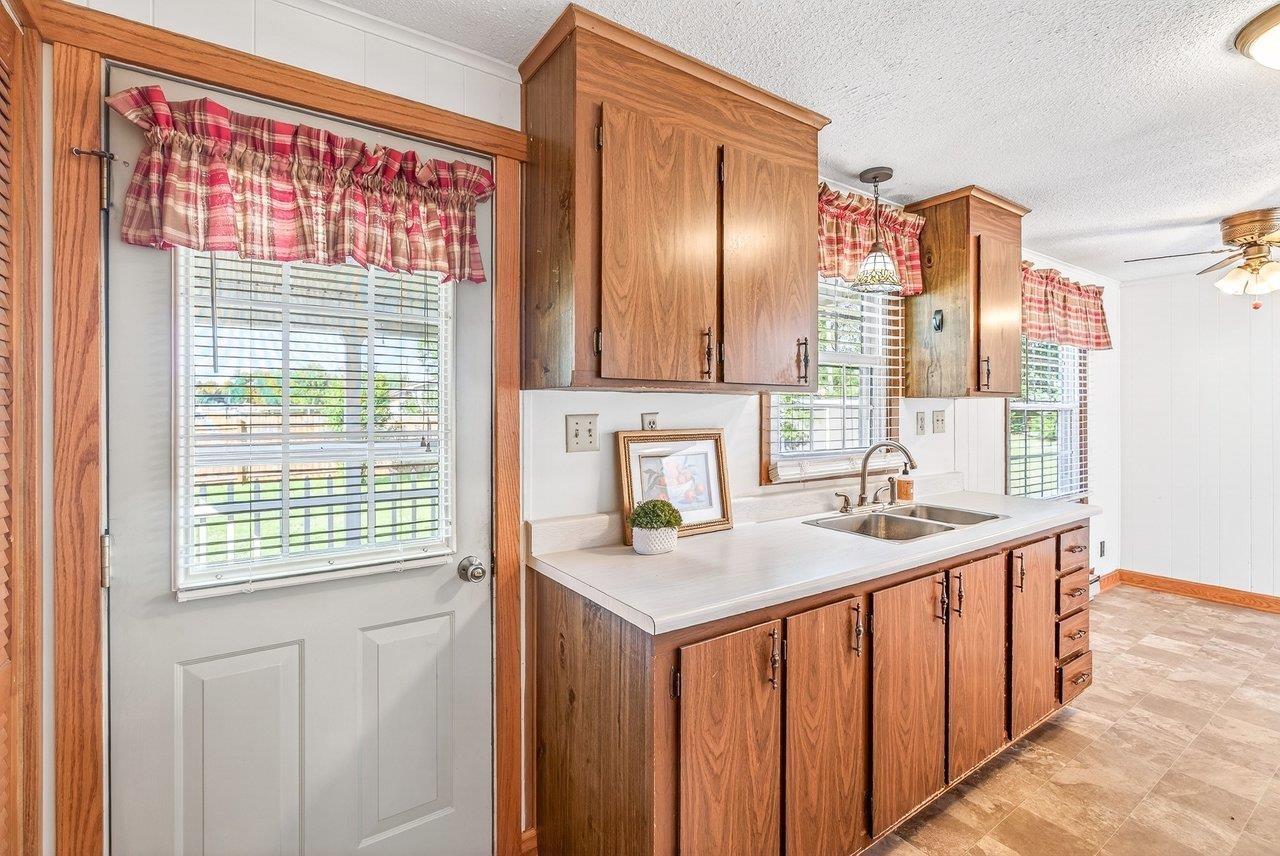 6599 AZALEA DR