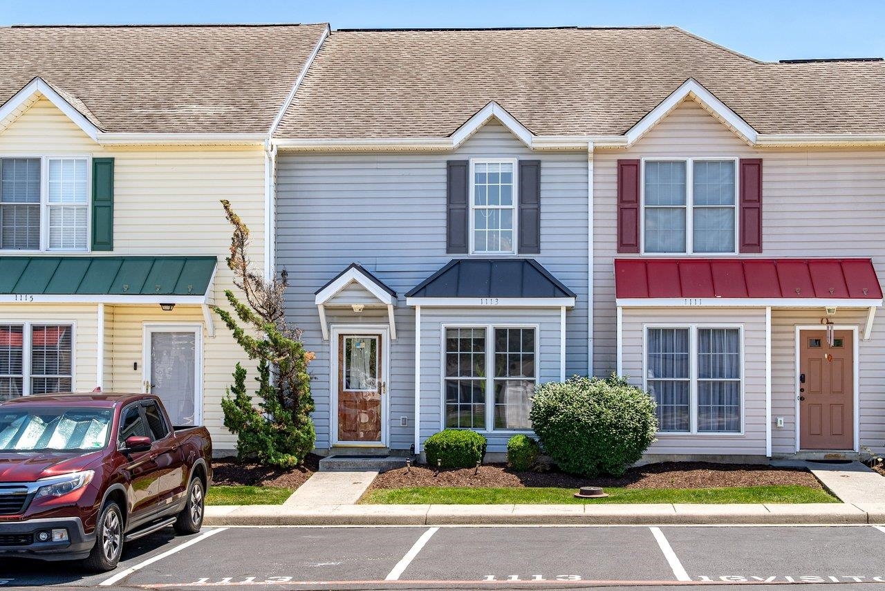 1113 PAUL REVERE CT