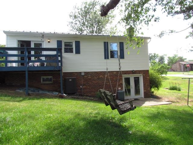 922 TALIAFERRO DR