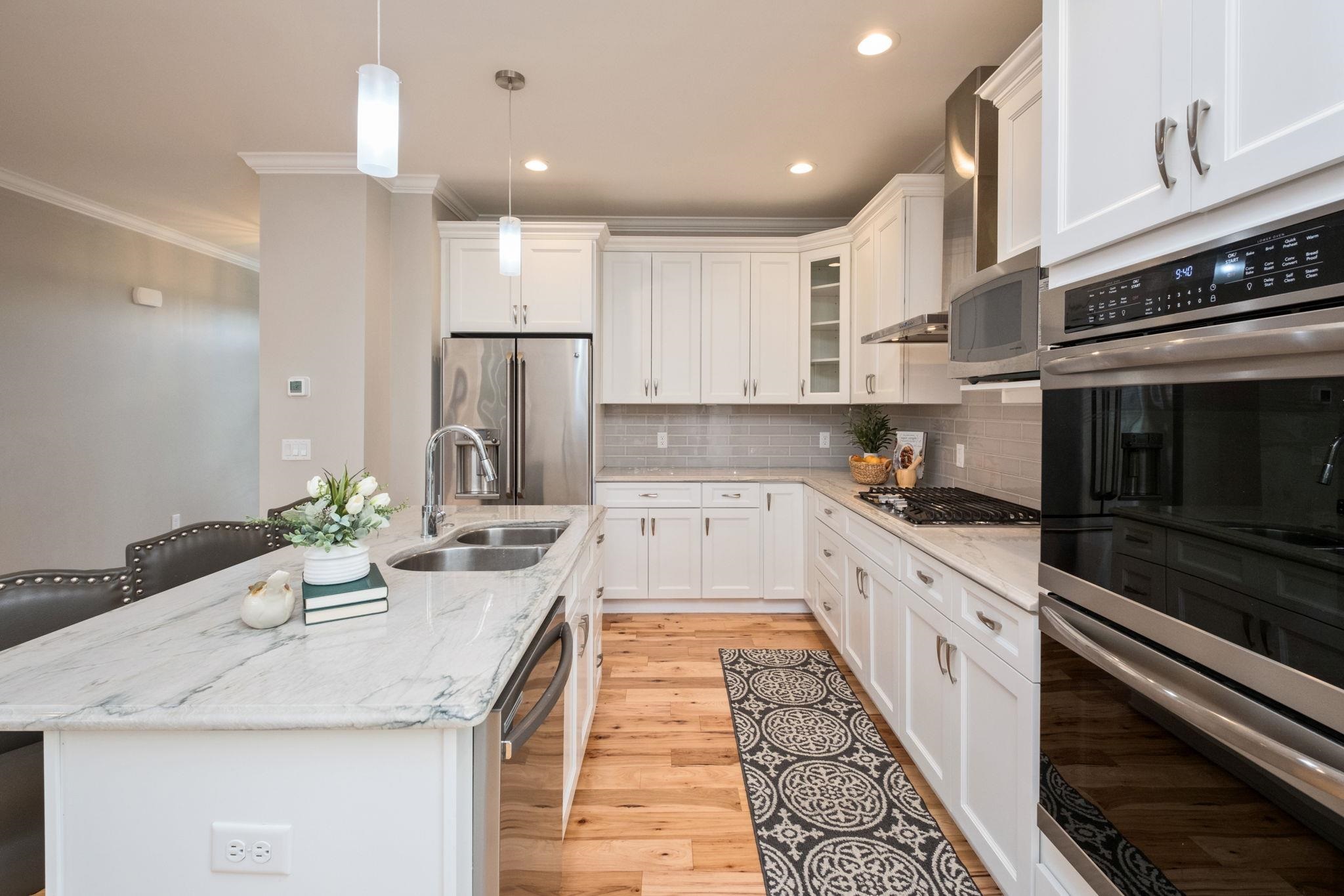 327 BLUE STONE HILLS DR