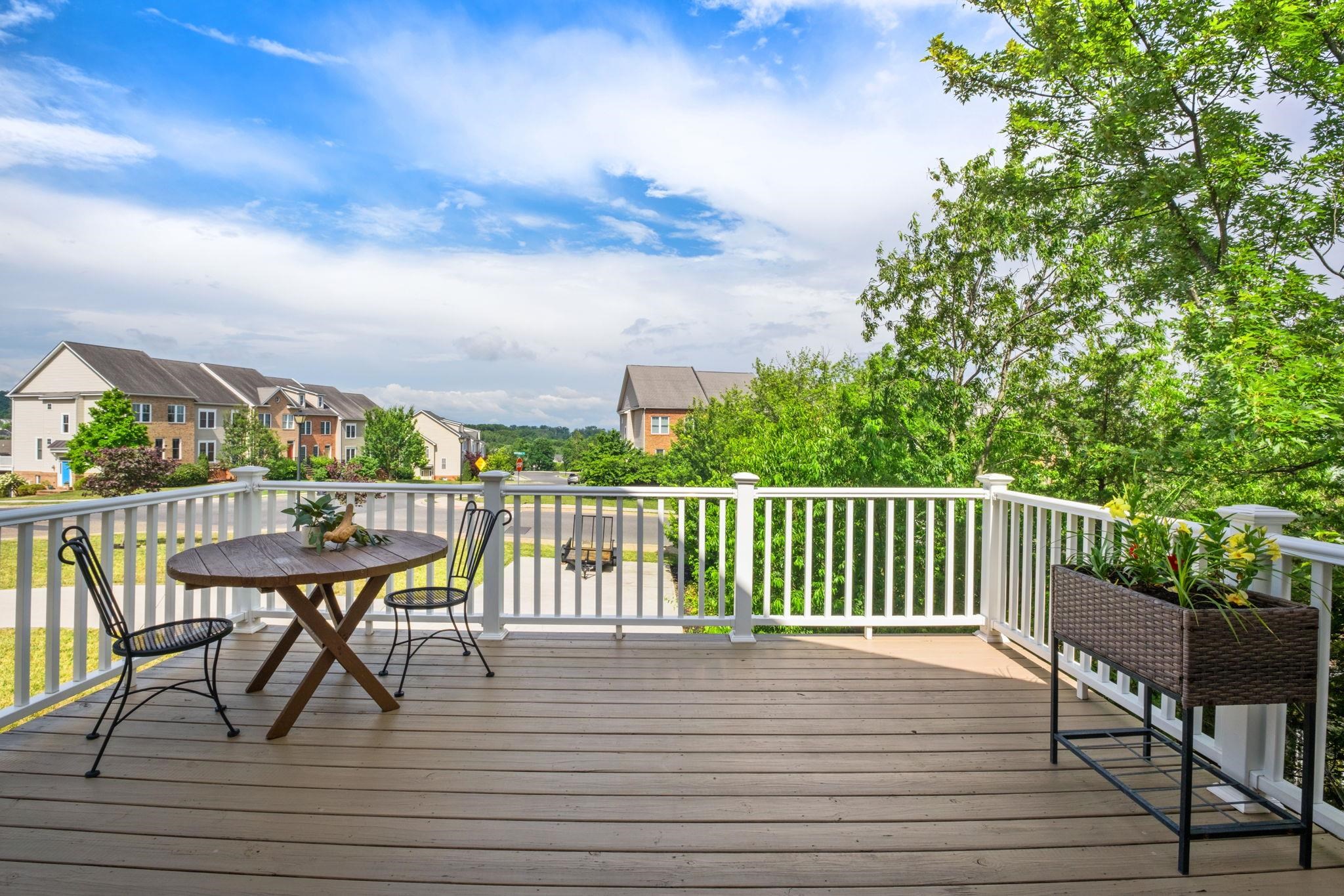 327 BLUE STONE HILLS DR