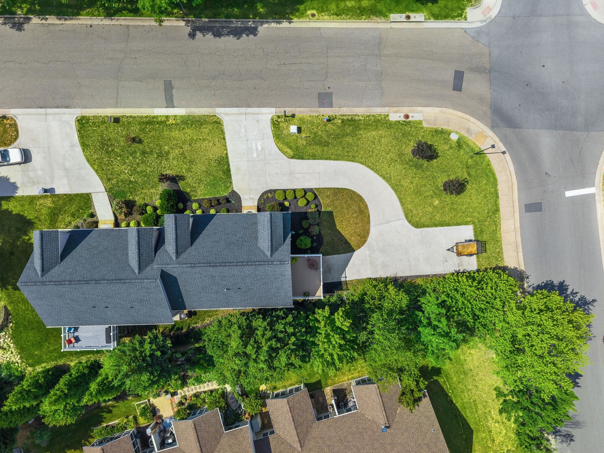 327 BLUE STONE HILLS DR