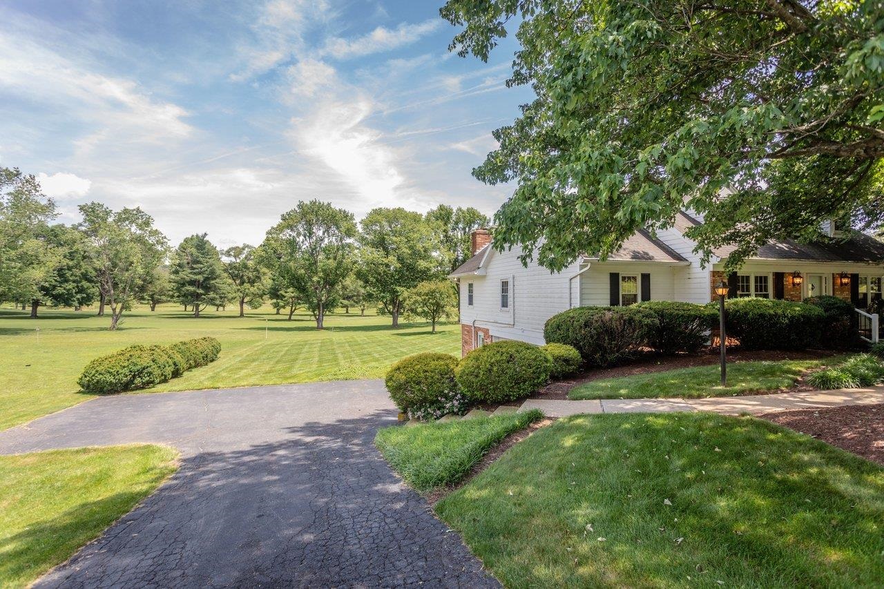1665 MASSANETTA SPRINGS RD
