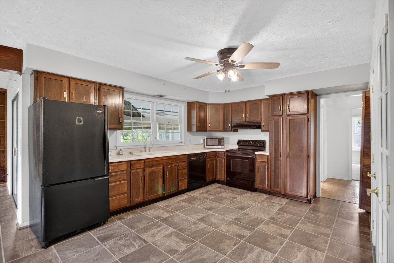 1665 MASSANETTA SPRINGS RD