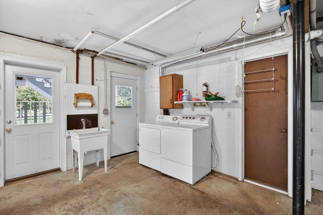 1665 MASSANETTA SPRINGS RD